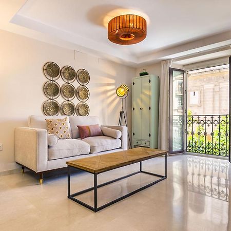 Apartamento Living By Cathedral Севилья Экстерьер фото