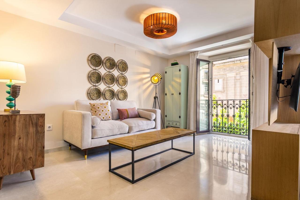 Apartamento Living By Cathedral Севилья Экстерьер фото