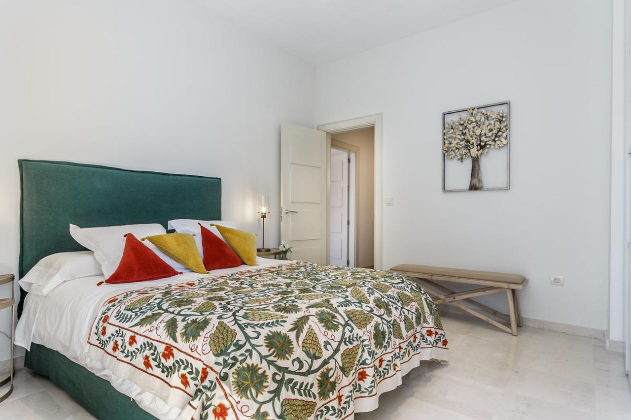 Apartamento Living By Cathedral Севилья Экстерьер фото